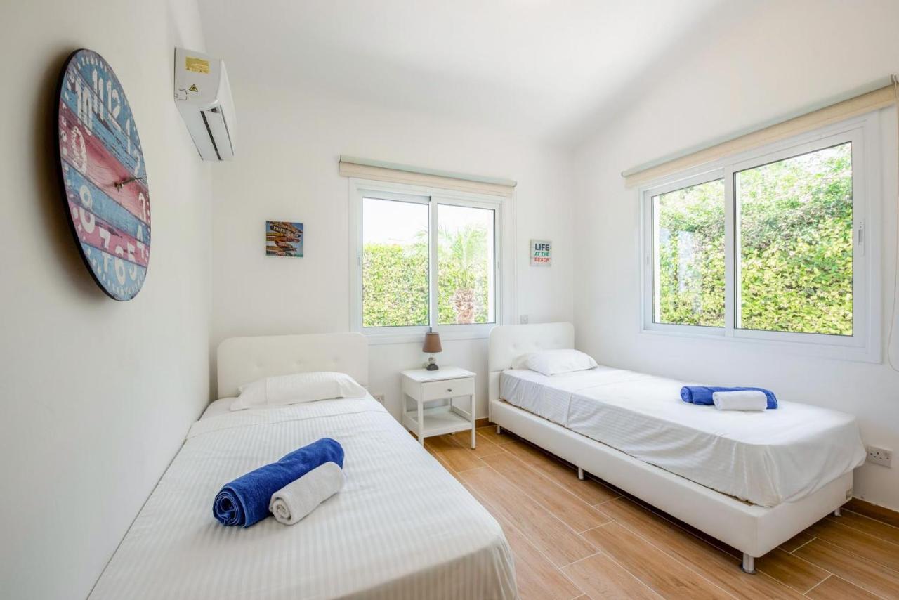Bungalow Mikaella By Ezoria Villas Korall-öböl Kültér fotó