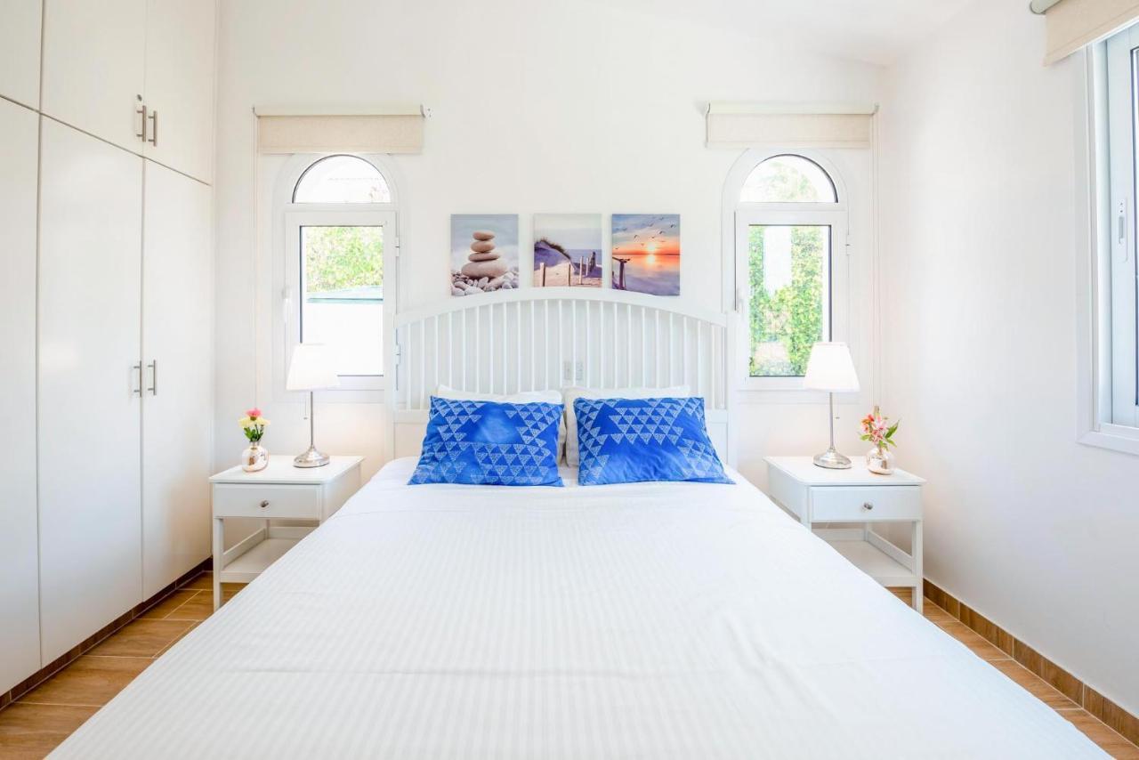 Bungalow Mikaella By Ezoria Villas Korall-öböl Kültér fotó