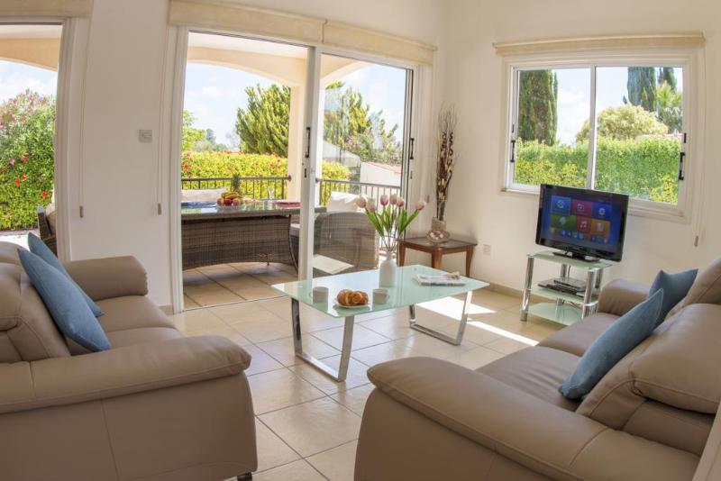 Bungalow Mikaella By Ezoria Villas Korall-öböl Kültér fotó