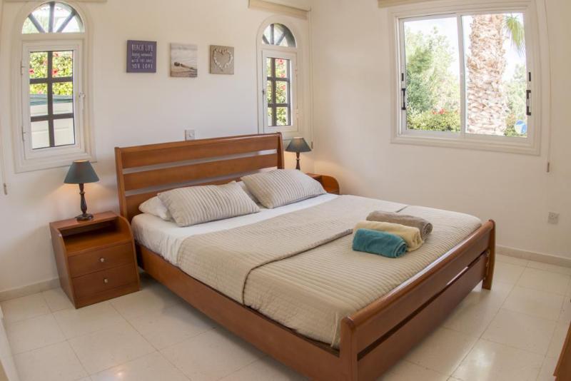 Bungalow Mikaella By Ezoria Villas Korall-öböl Kültér fotó
